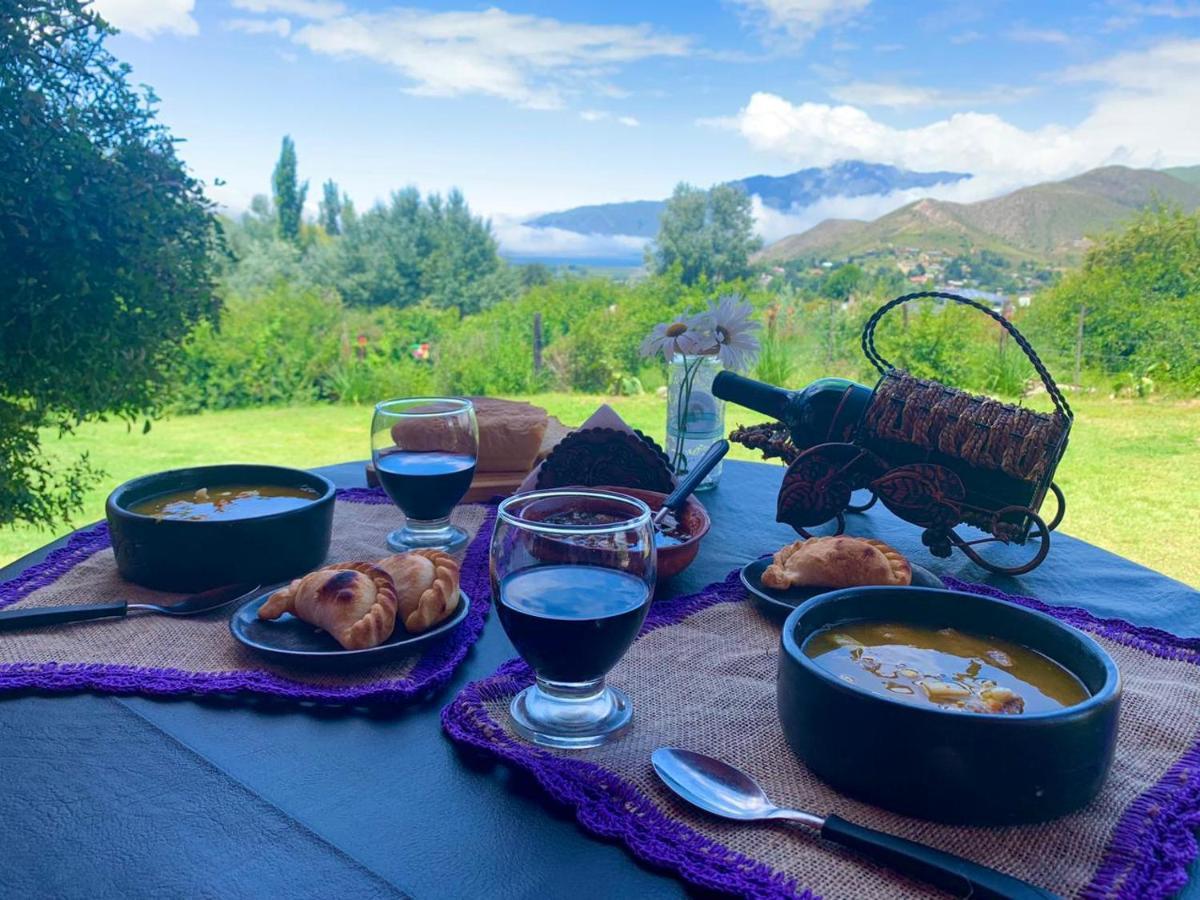 Hostal Isabella Tafí del Valle Екстериор снимка